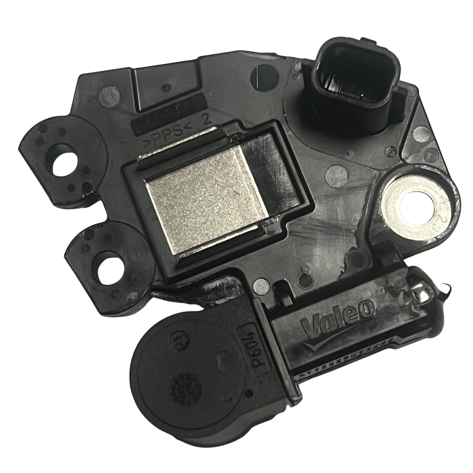 ARE3393(VALEO) Alternator voltage regulator Valeo FG18T175 FG18T211 2714848 592197 739096 12V